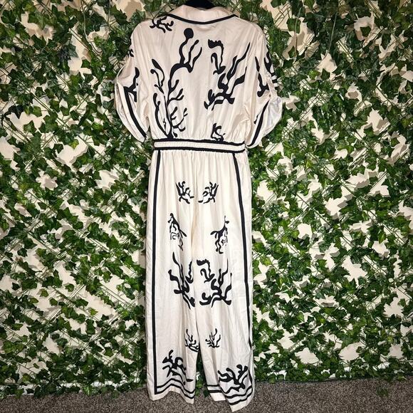 Unique fashion nova white and black tall friendly jumpsuit - Picture 2 of 4